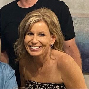 Meet your Posher, Suzy